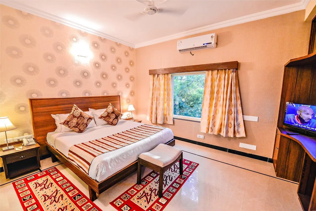 ***  Amantra Shilpi Resort & Spa Udaipur India